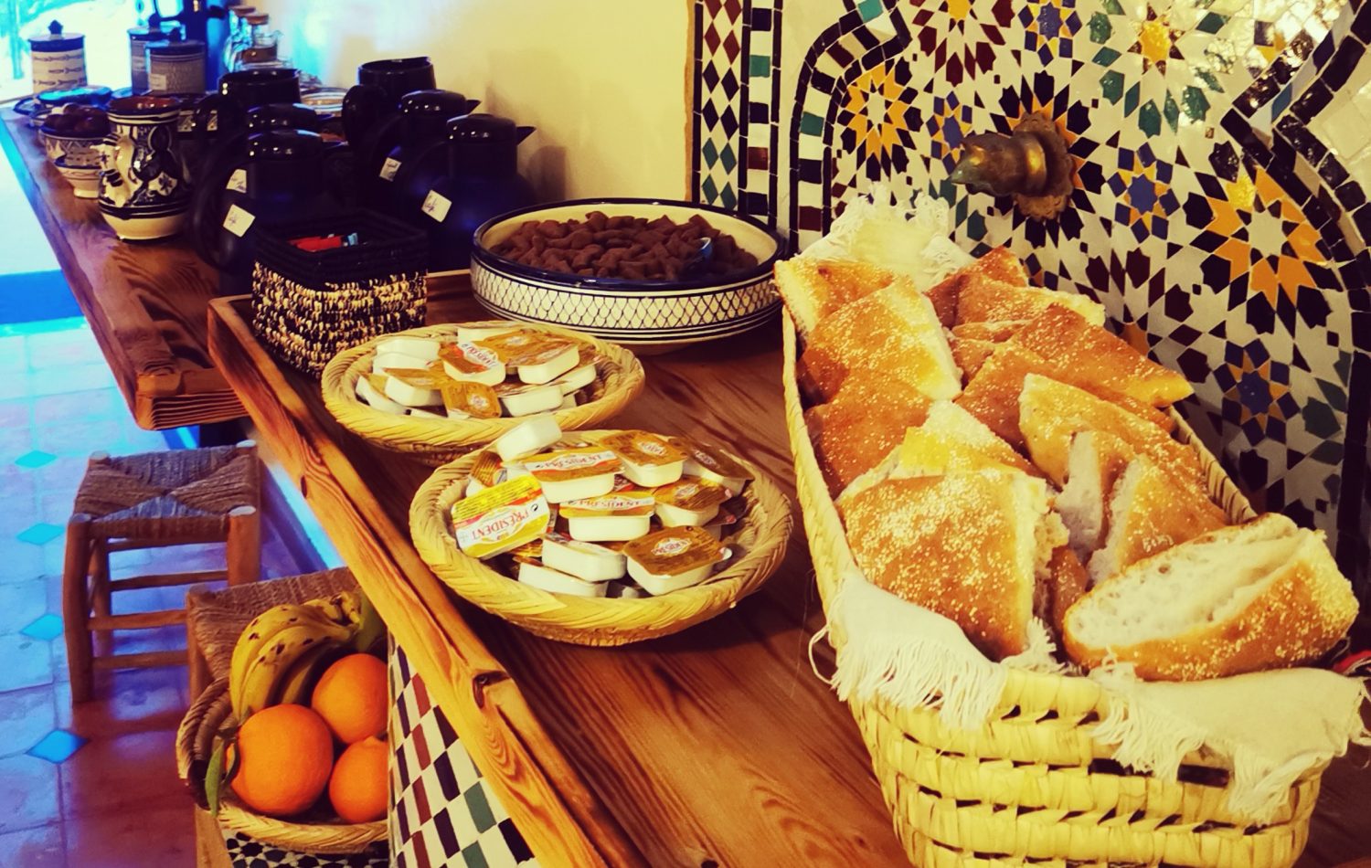 présentation petit déjeuner auberge tigmi blue Imsouane Maroc